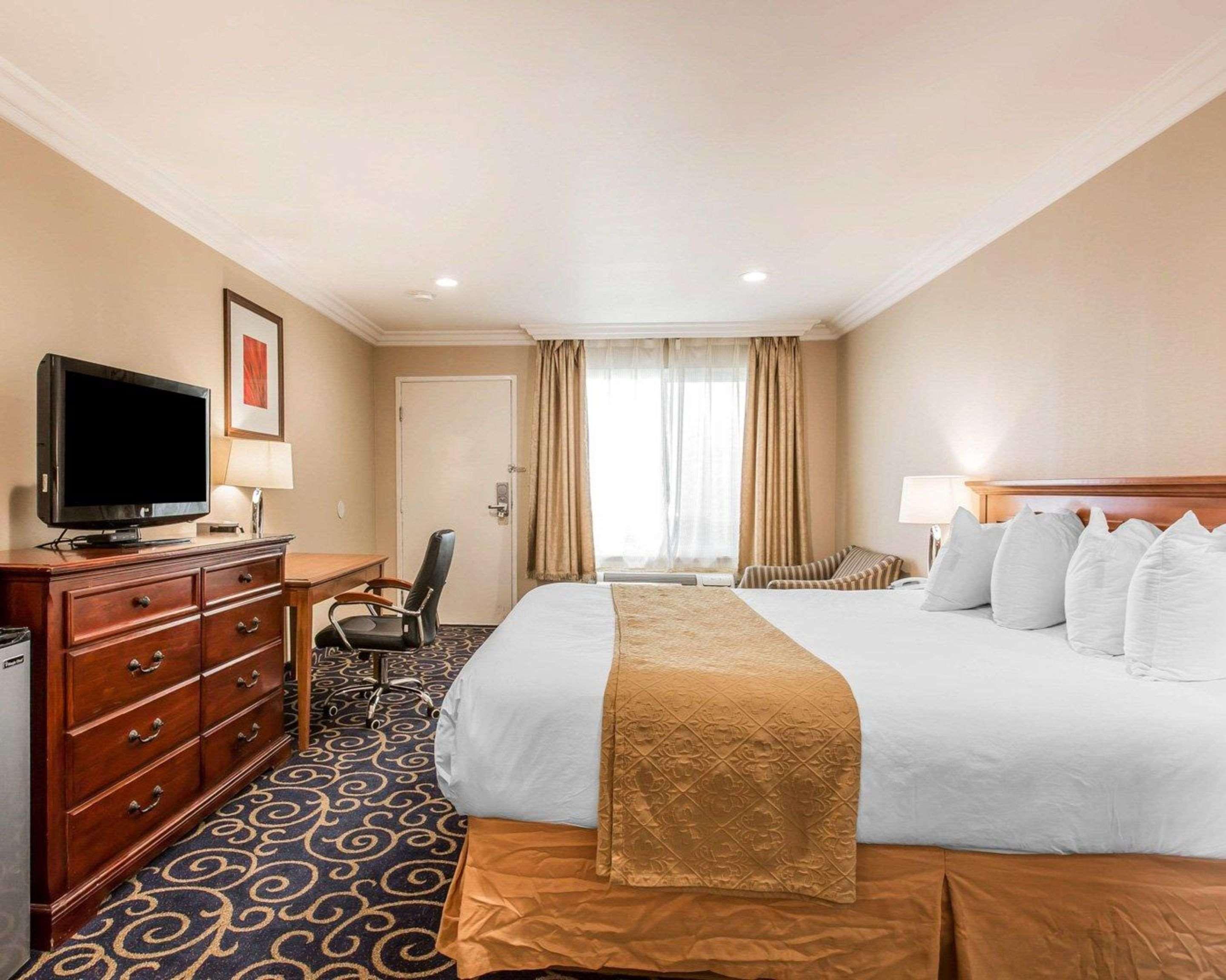 Quality Inn Long Beach - Signal Hill Buitenkant foto