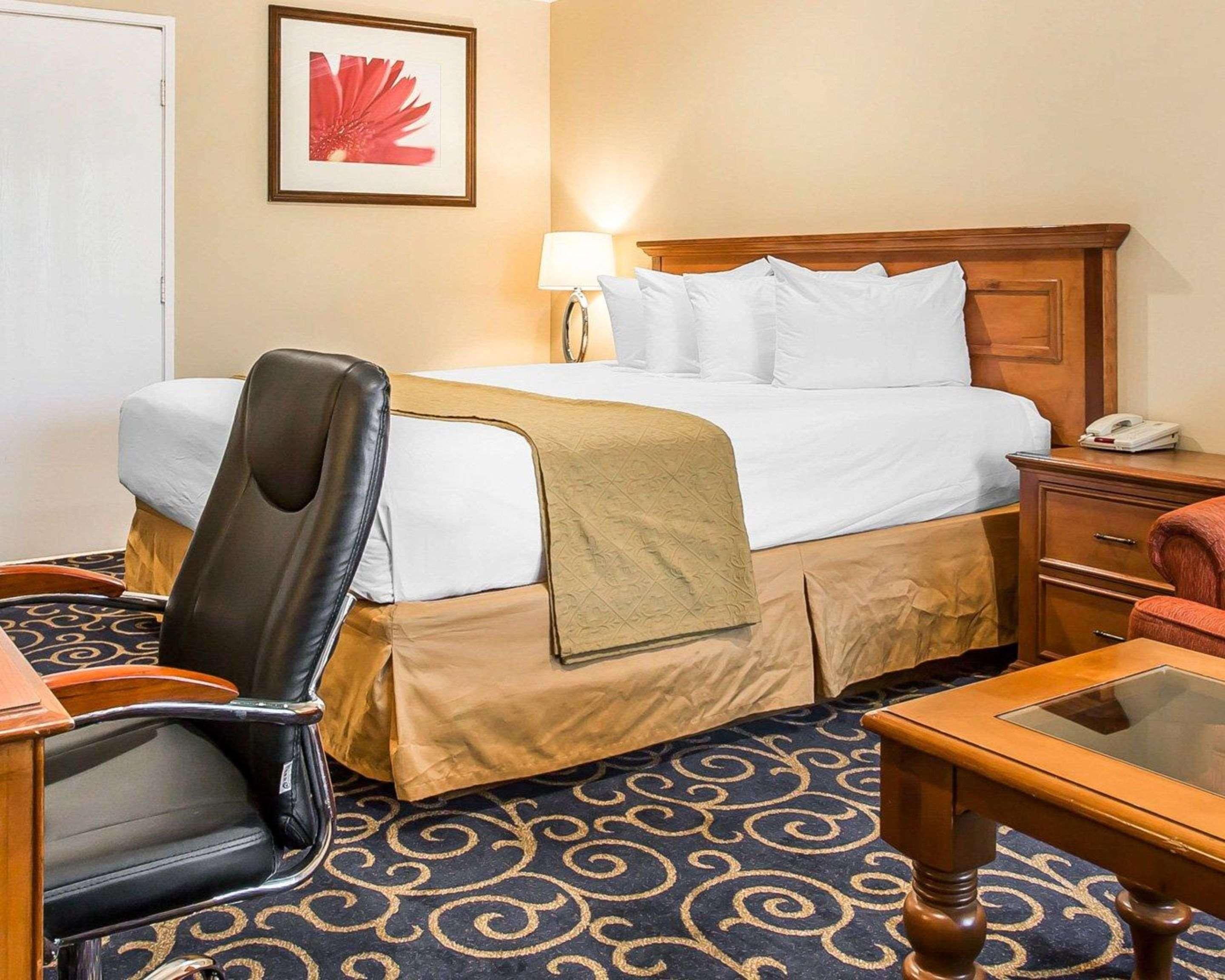 Quality Inn Long Beach - Signal Hill Buitenkant foto