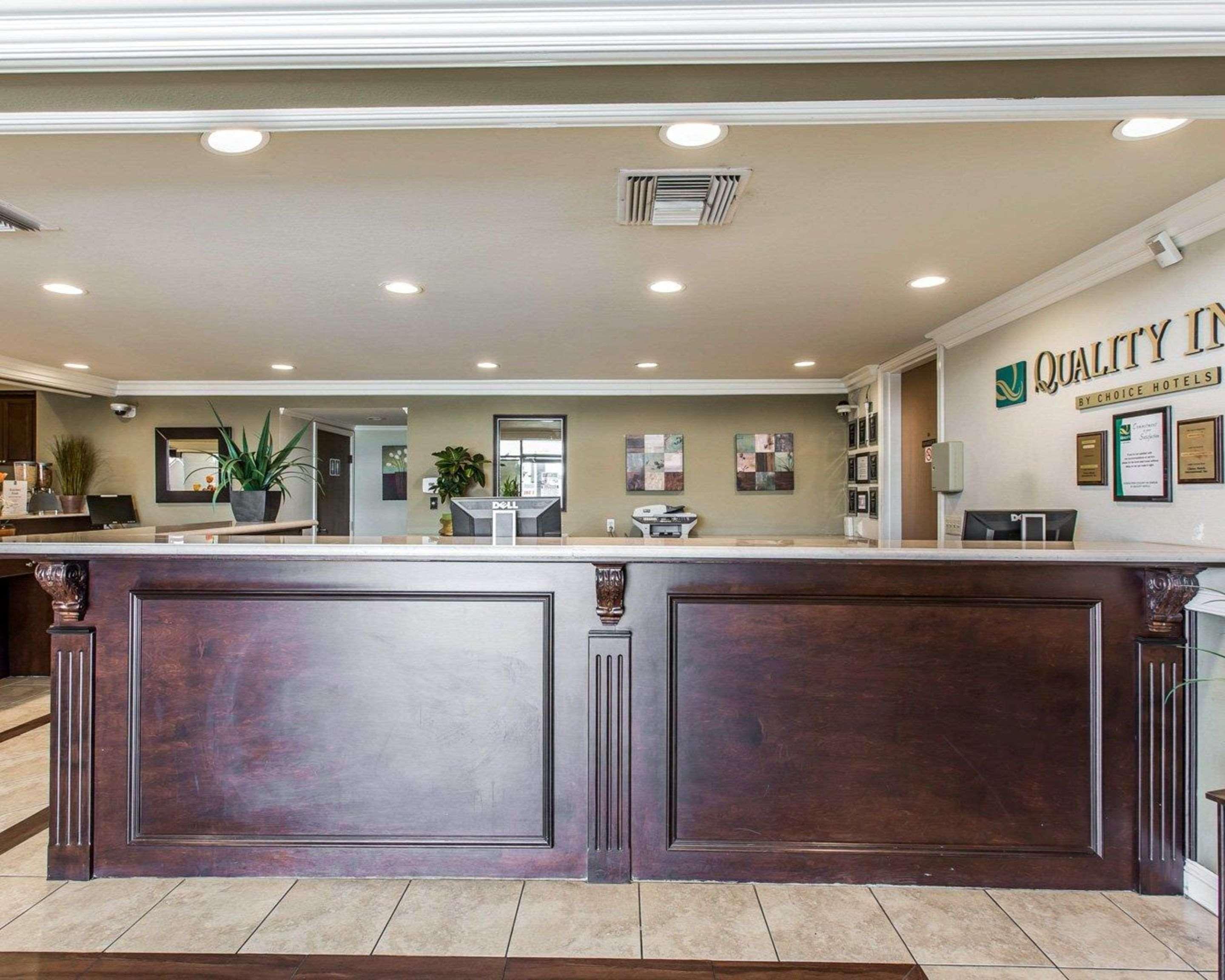 Quality Inn Long Beach - Signal Hill Buitenkant foto